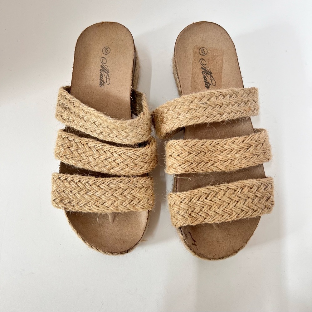 Hata Women’s Priscilla 3 Slip On Beige Sandals 6